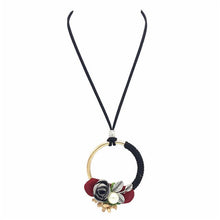Load image into Gallery viewer, Olaru Extendy 2017 New Hot Creative Flowe Round Pendant Necklace